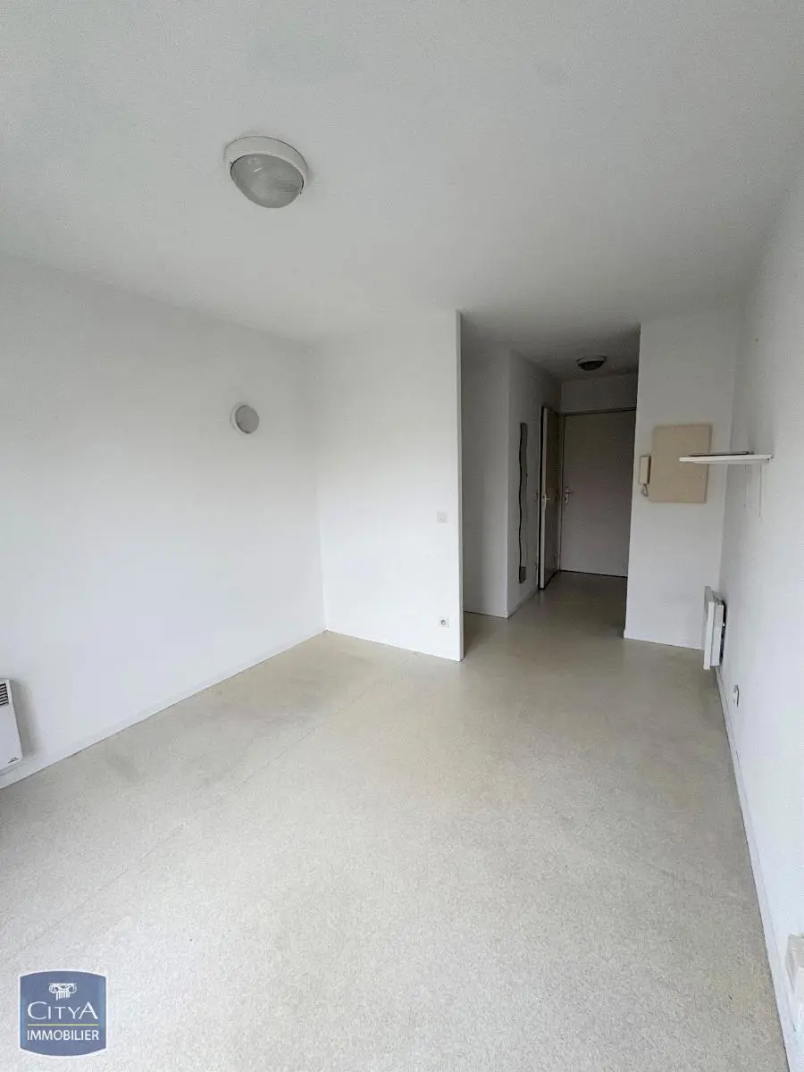 Photo 2 Appartement 1 pièce 18m²