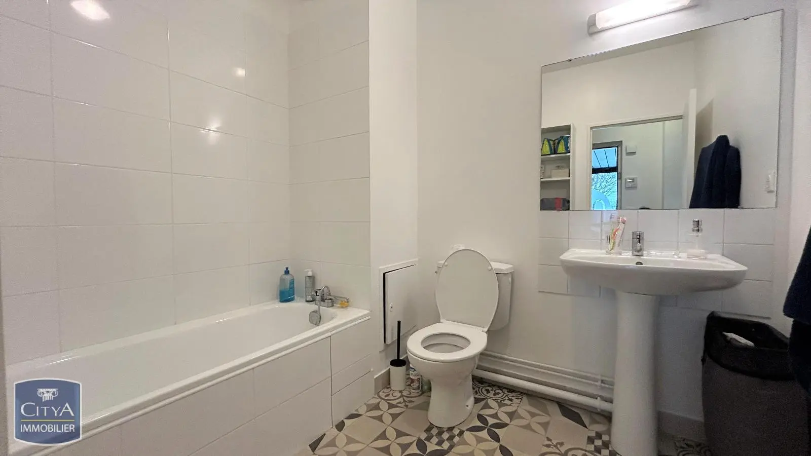 Photo 2 Appartement 1 pièce 37.2m²