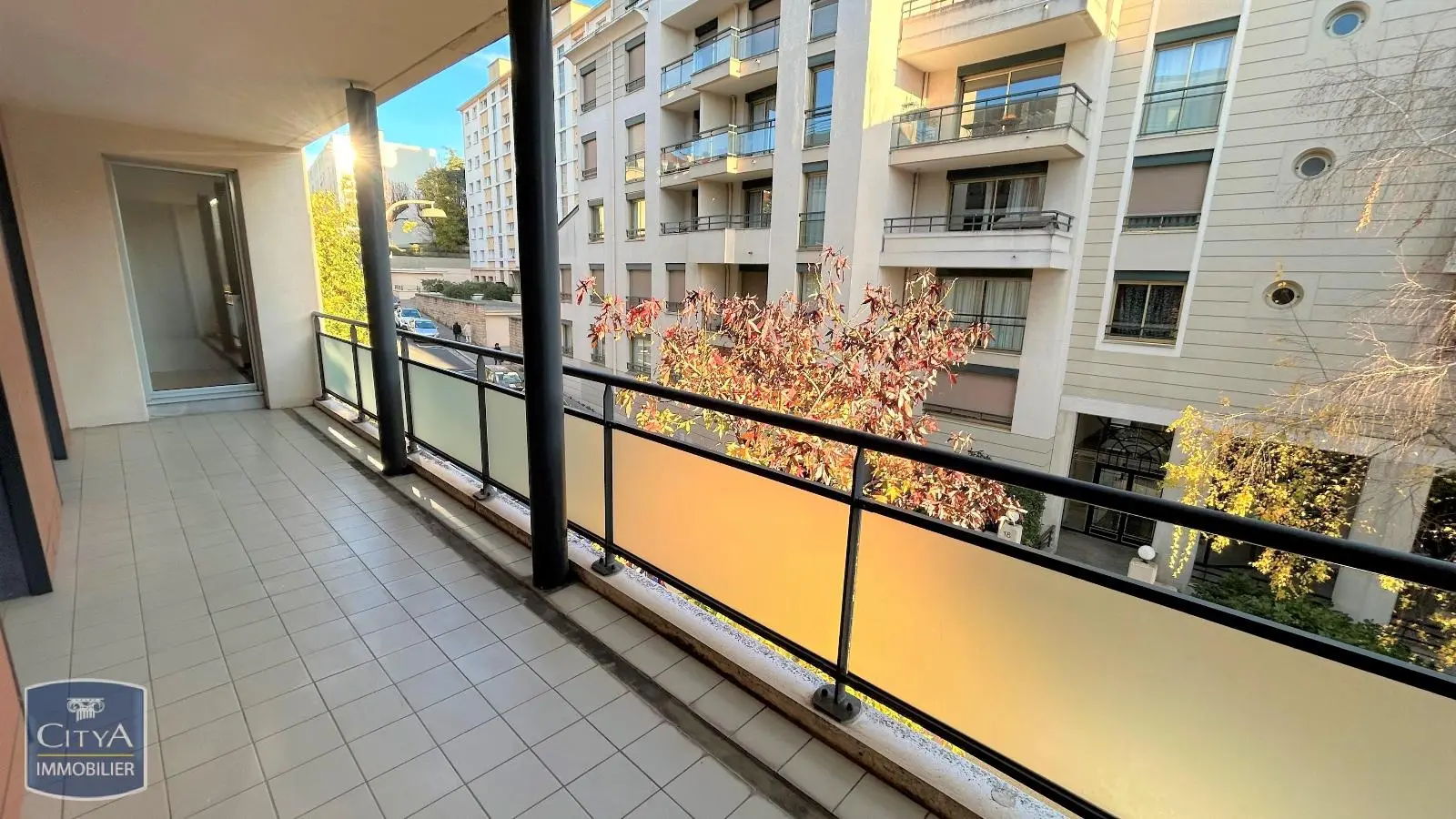 Photo 1 Appartement 5 pièces 128.35m²