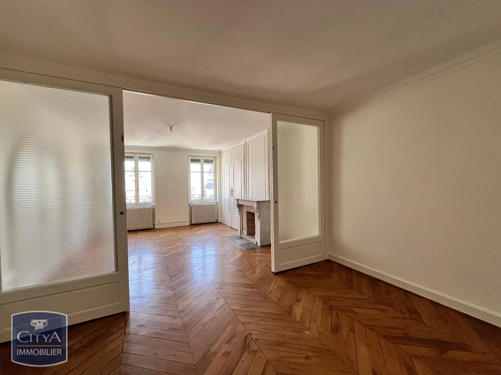 Photo 1 Appartement 3 pièces 109.79m²