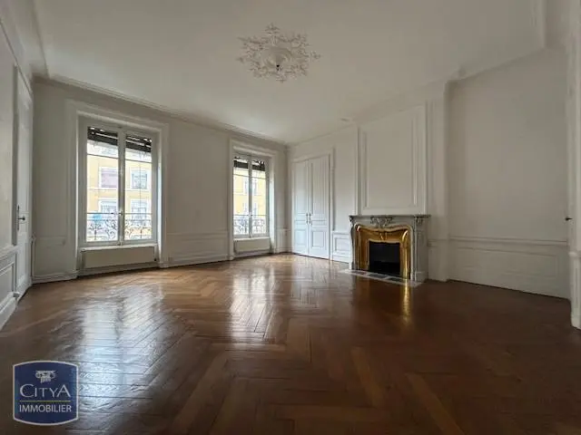 Photo 2 Appartement 5 pièces 189.04m²