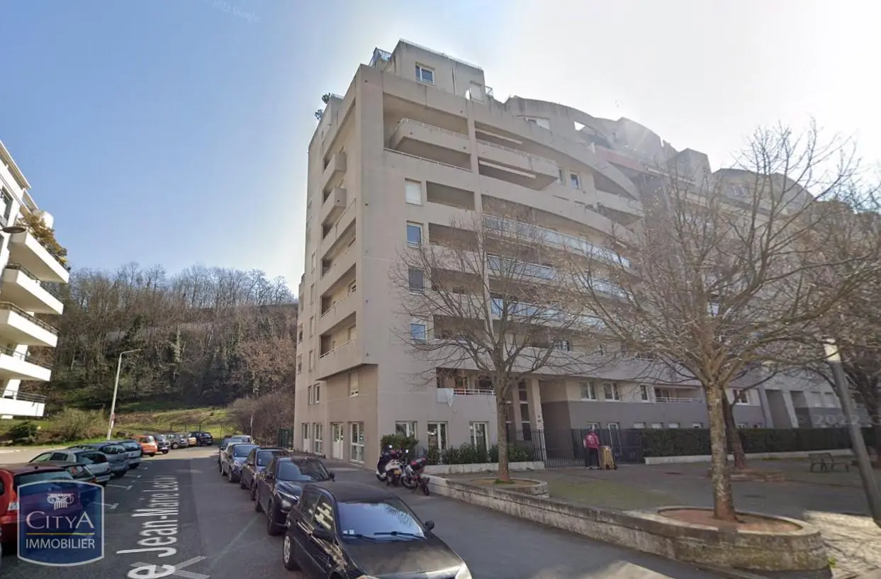 Photo 1 Appartement 1 pièce 34m²