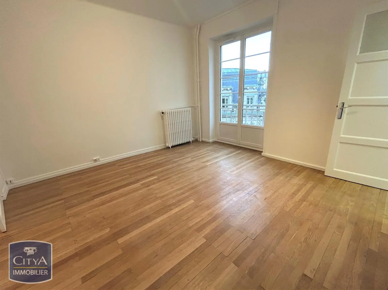 Photo 3 Appartement 1 pièce 27.56m²