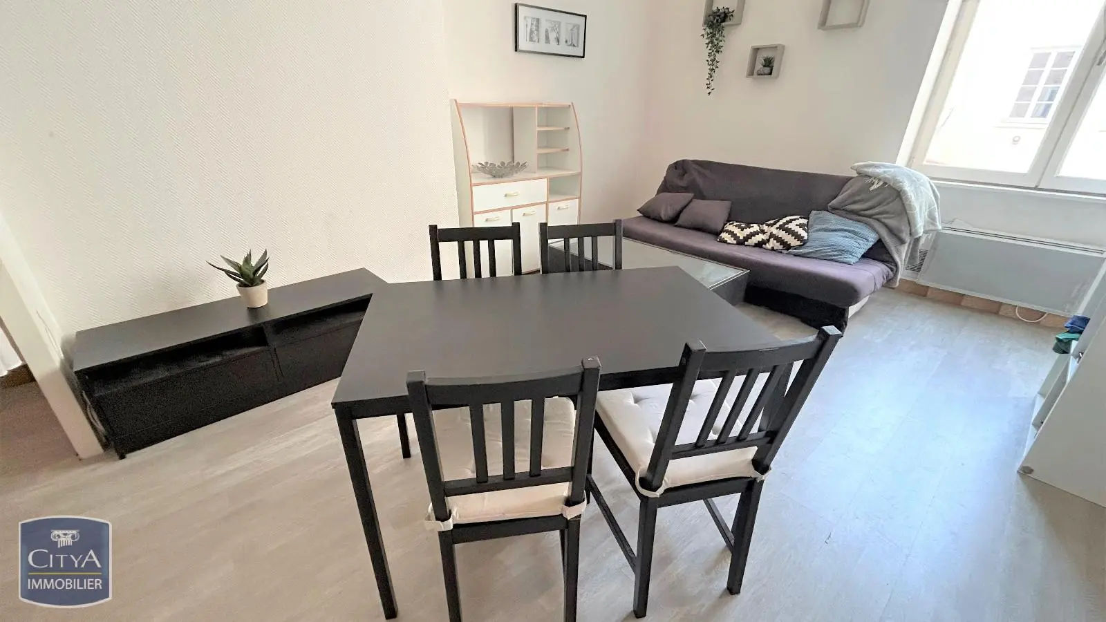 Photo 2 Appartement 1 pièce 41.68m²