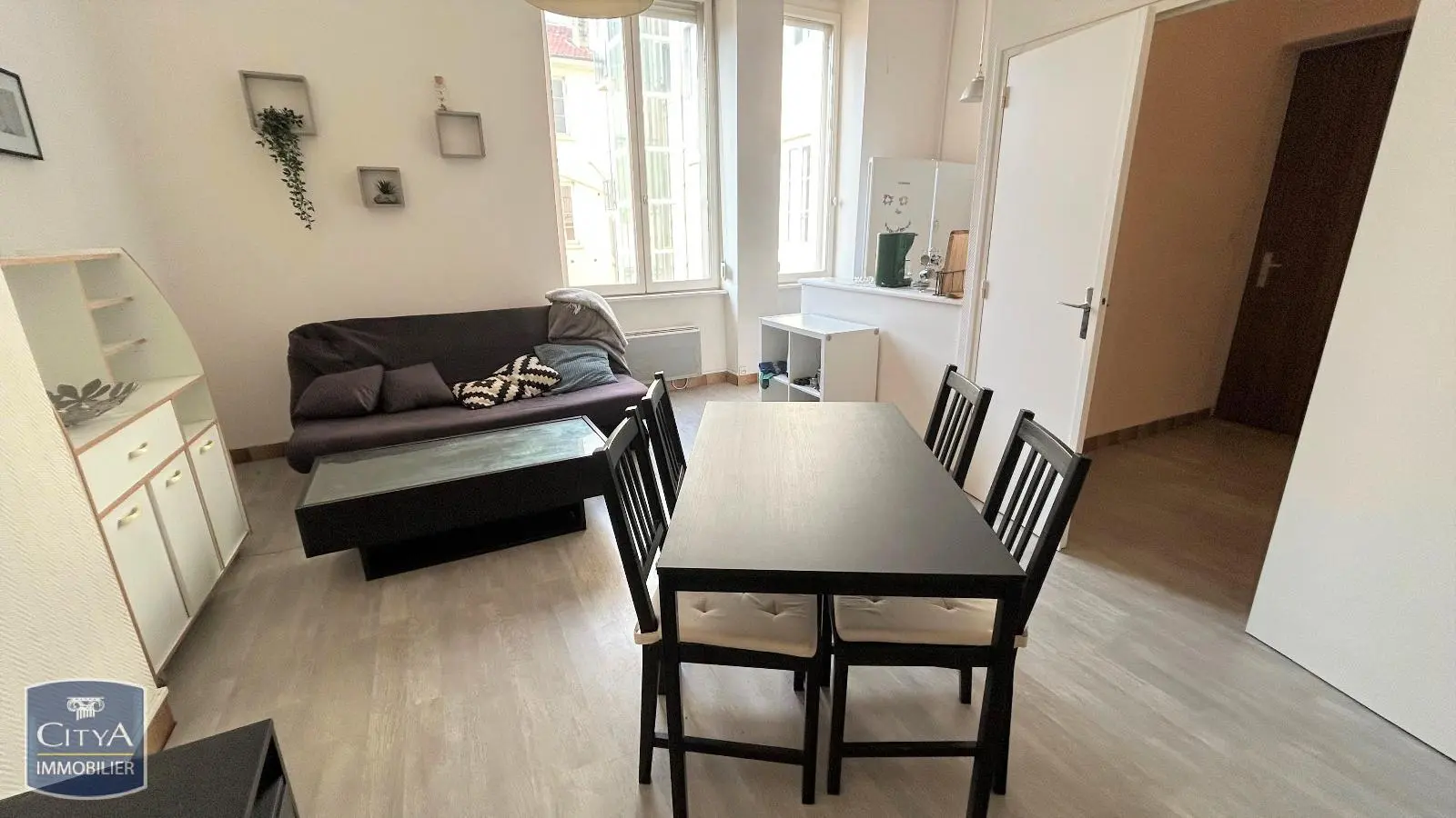 Photo 1 Appartement 1 pièce 41.68m²