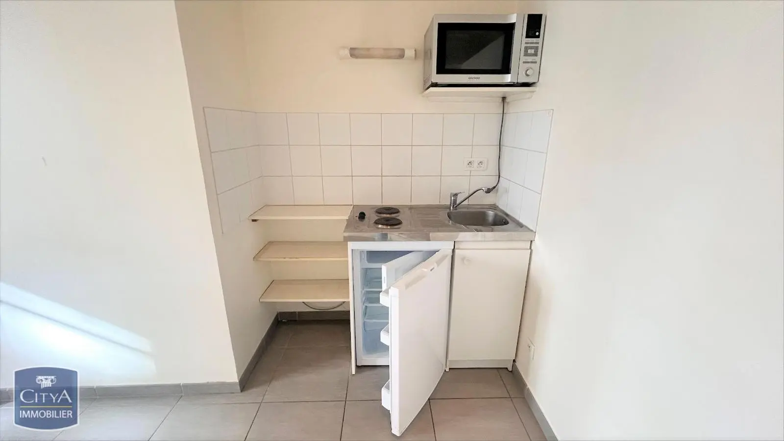 Photo 5 Appartement 1 pièce 24.48m²