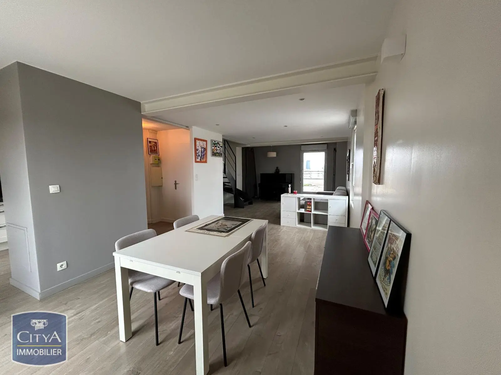 Photo 2 Appartement 2 pièces 72m²