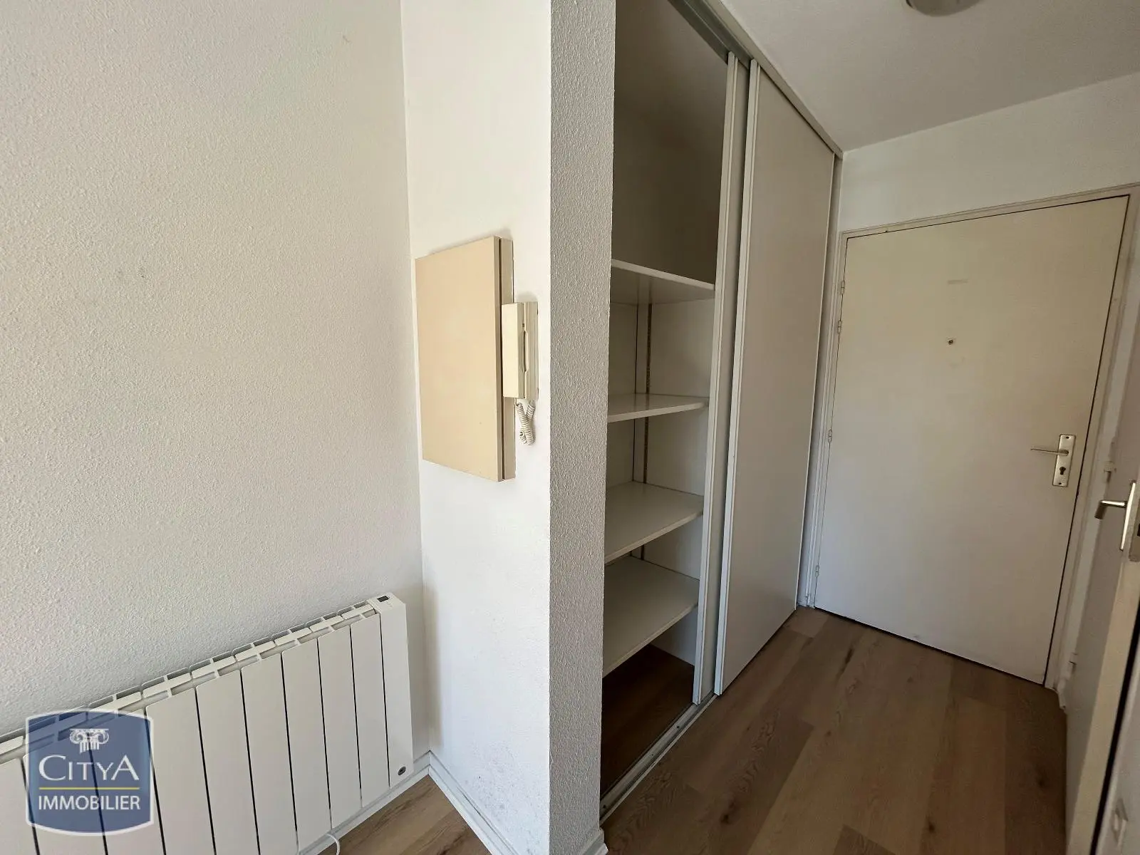Photo 5 Appartement 1 pièce 18.11m²