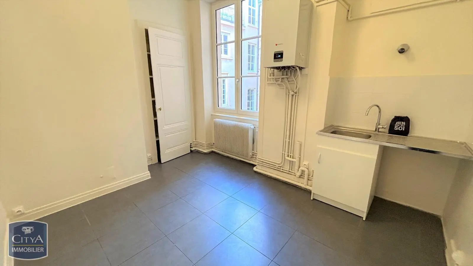 Photo 3 Appartement 4 pièces 102.34m²