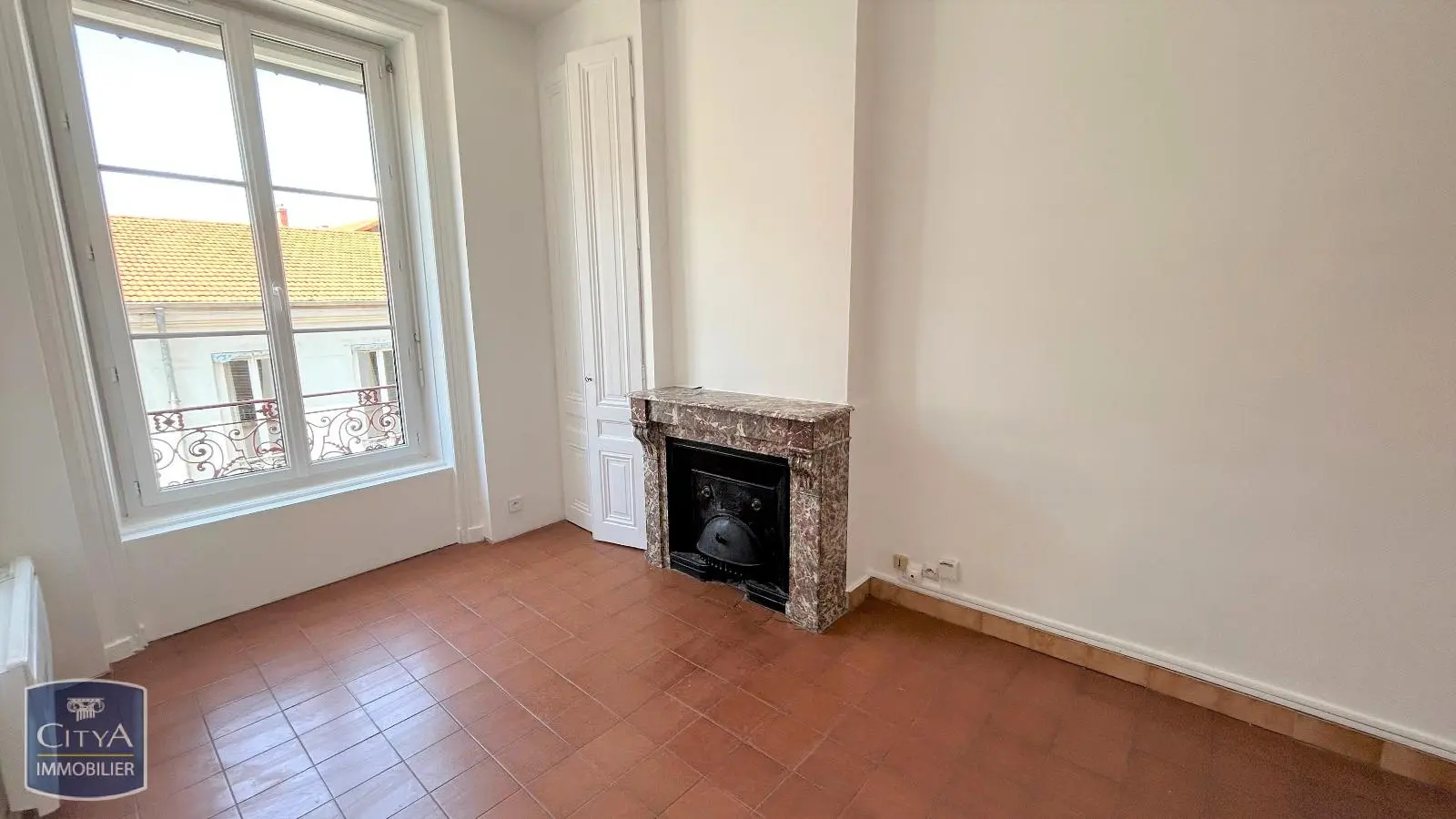 Photo 1 Appartement 1 pièce 21.56m²