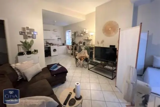 Photo 1 Appartement 1 pièce 42.73m²