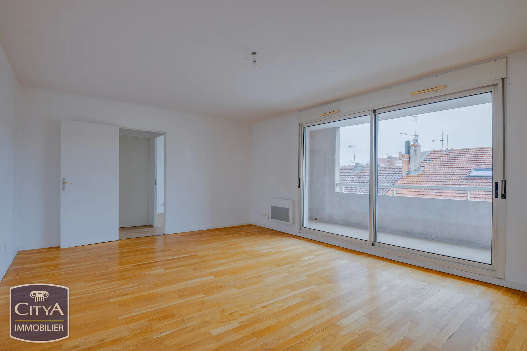 Photo 2 Appartement 2 pièces 55.8m²