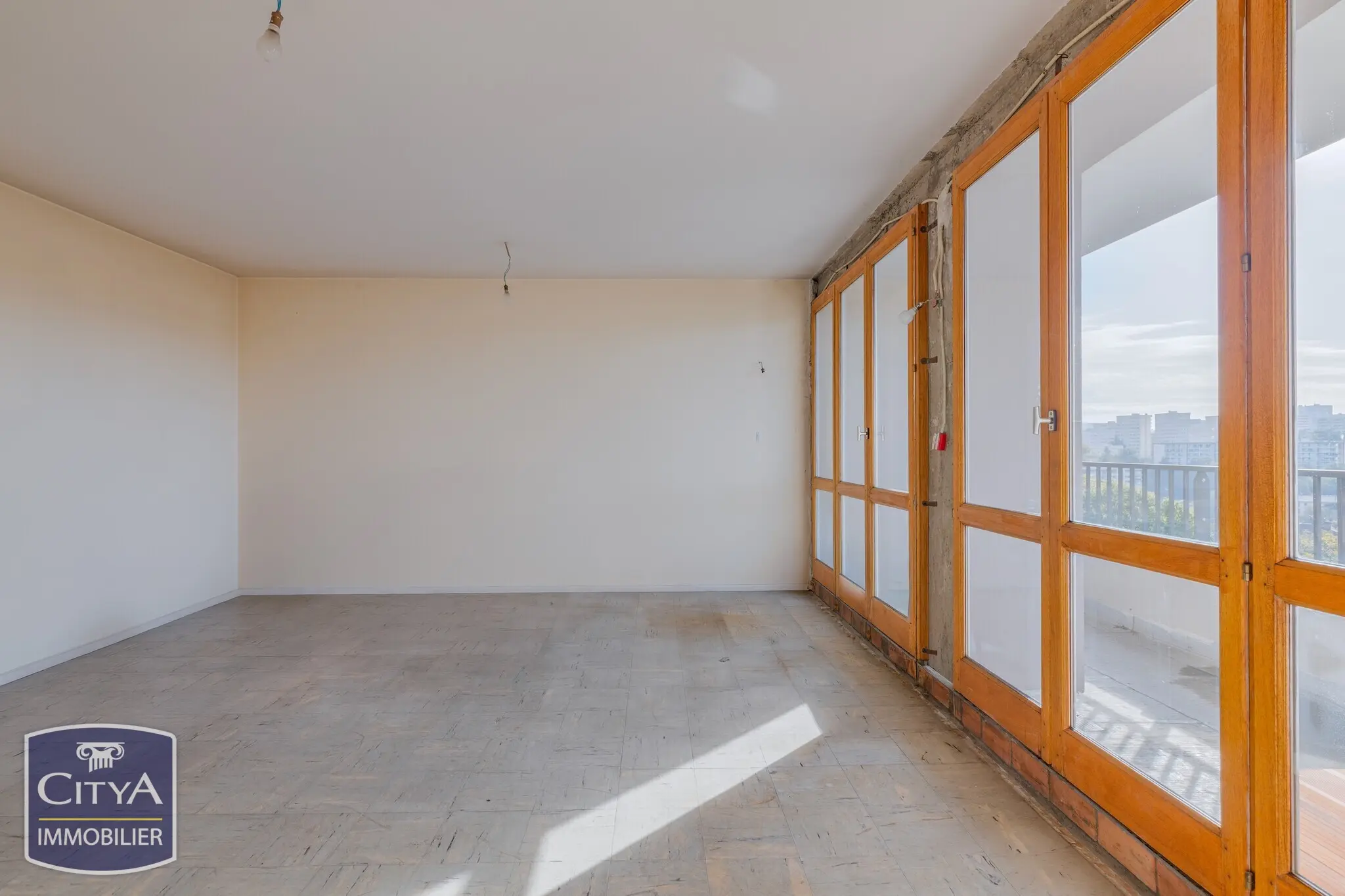 Photo 3 Appartement 5 pièces 80.91m²