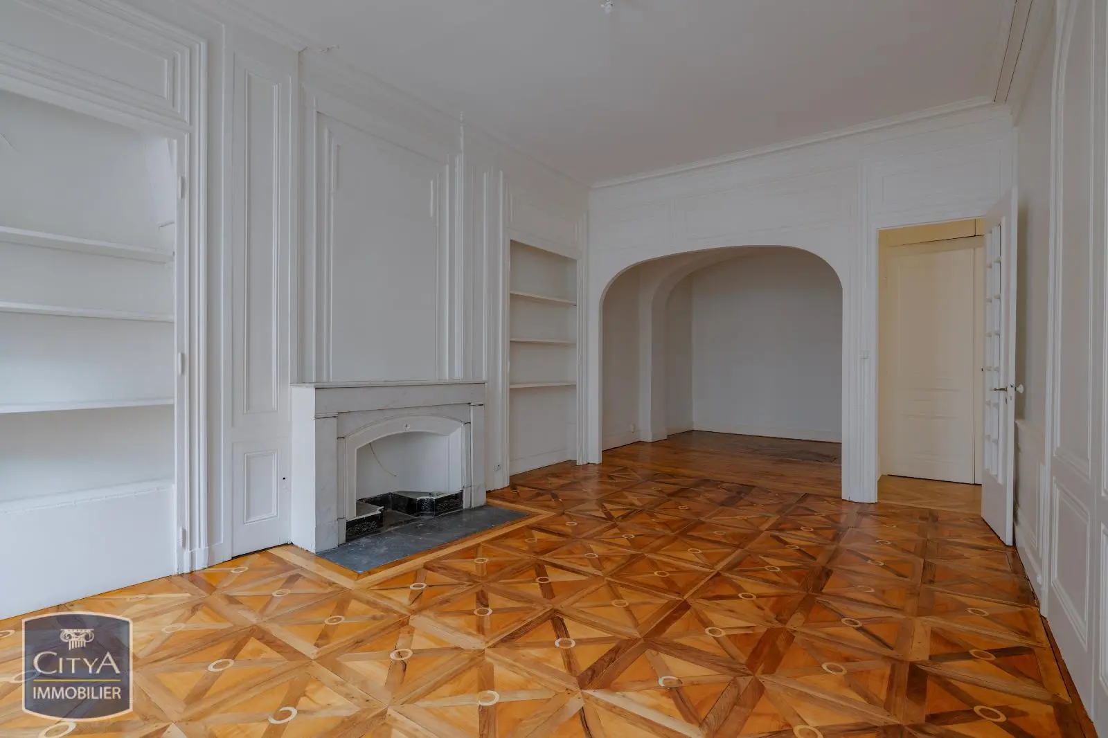 Photo 2 Appartement 5 pièces 161.04m²