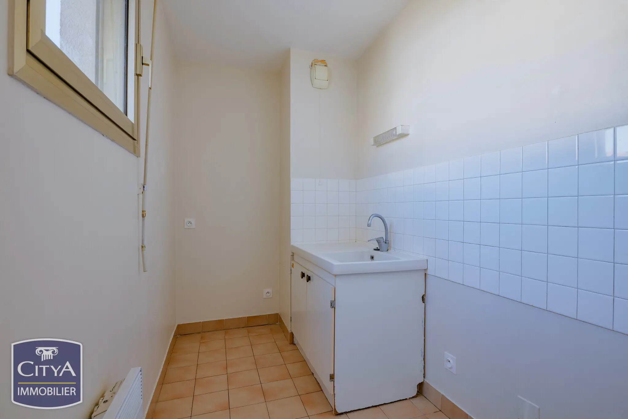 Photo 2 Appartement 1 pièce 24.32m²