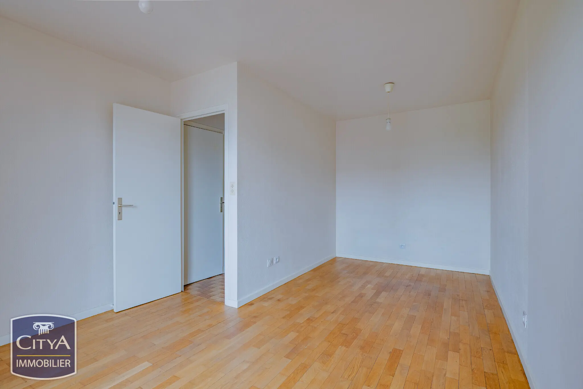 Photo 4 Appartement 1 pièce 27.1m²