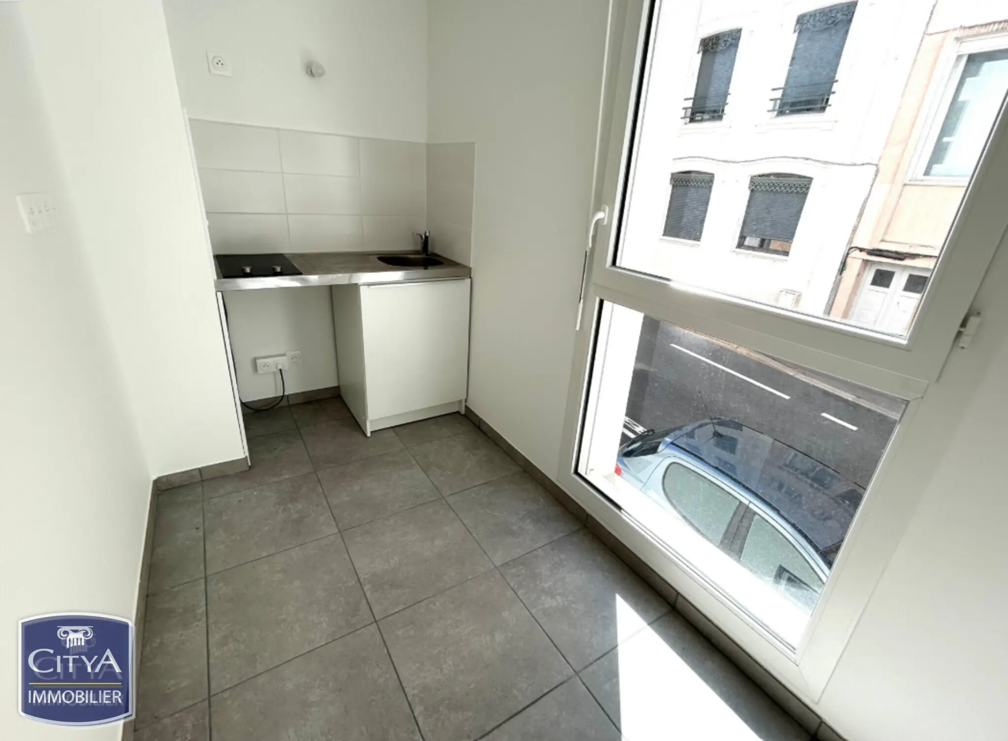 Photo 2 Appartement 1 pièce 29.23m²