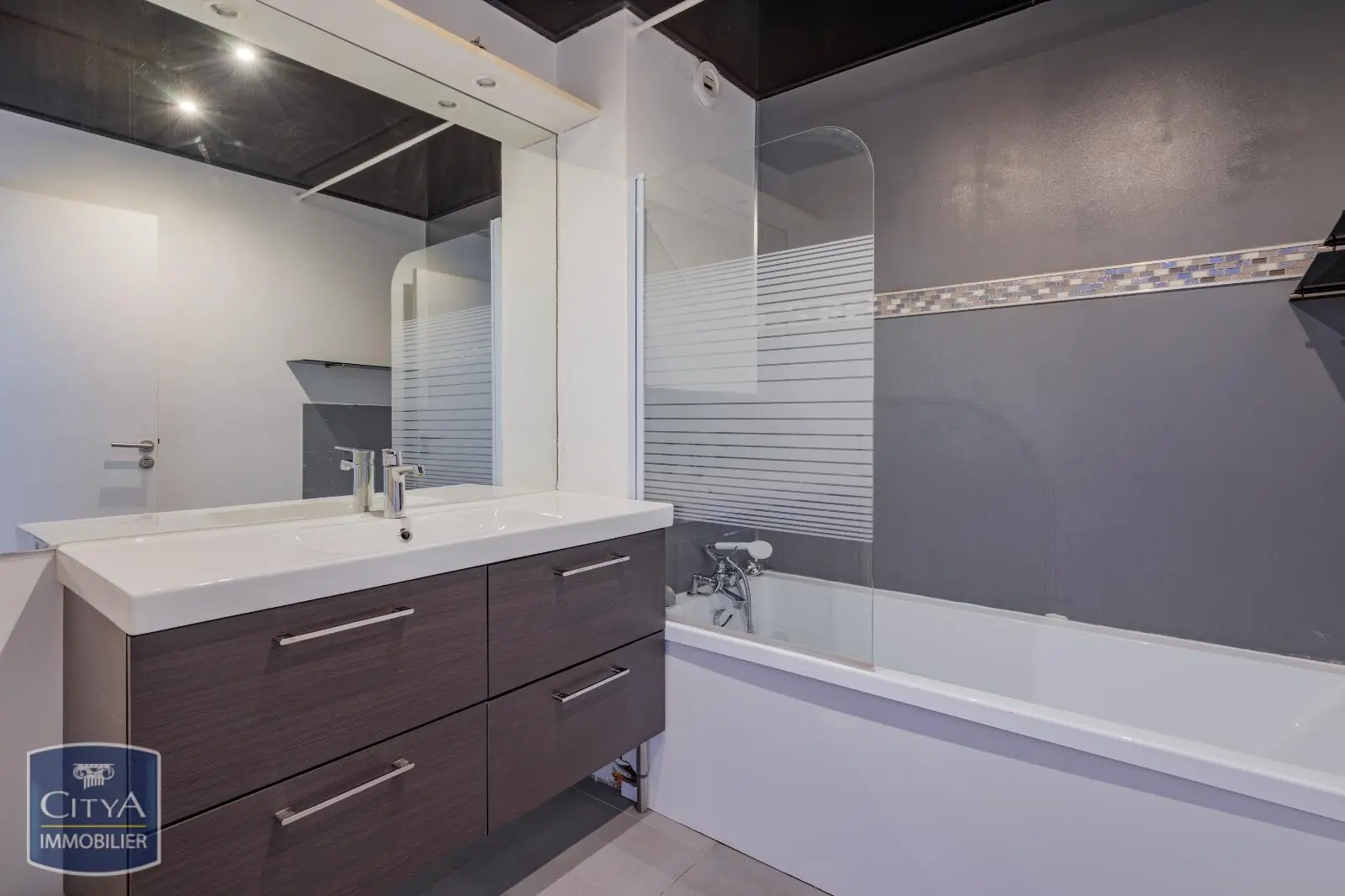 Photo 13 Appartement 4 pièces 91.98m²