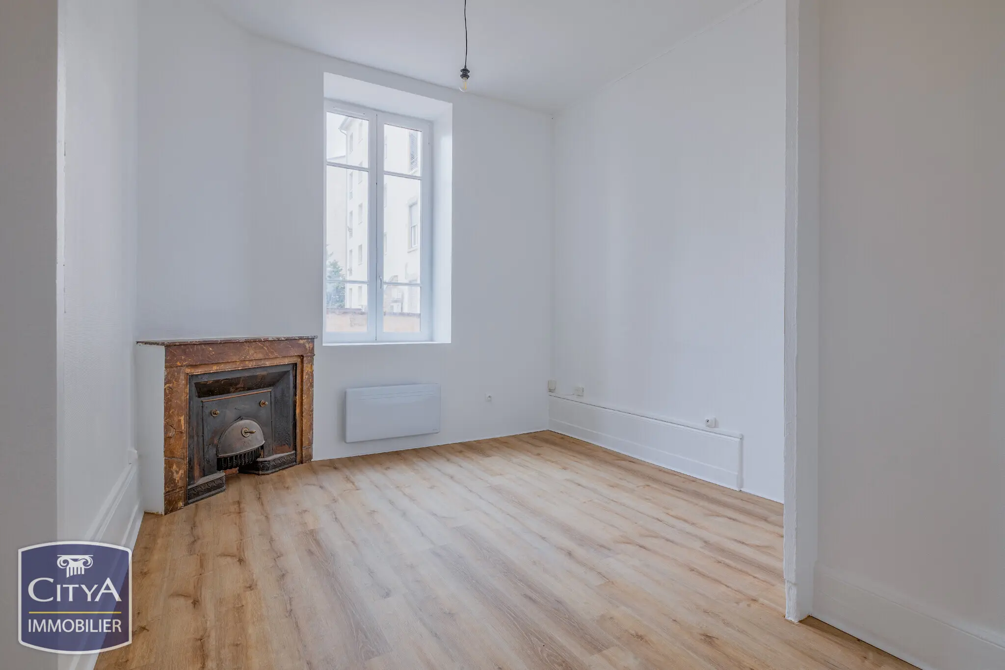 Photo 1 Appartement 1 pièce 27.6m²