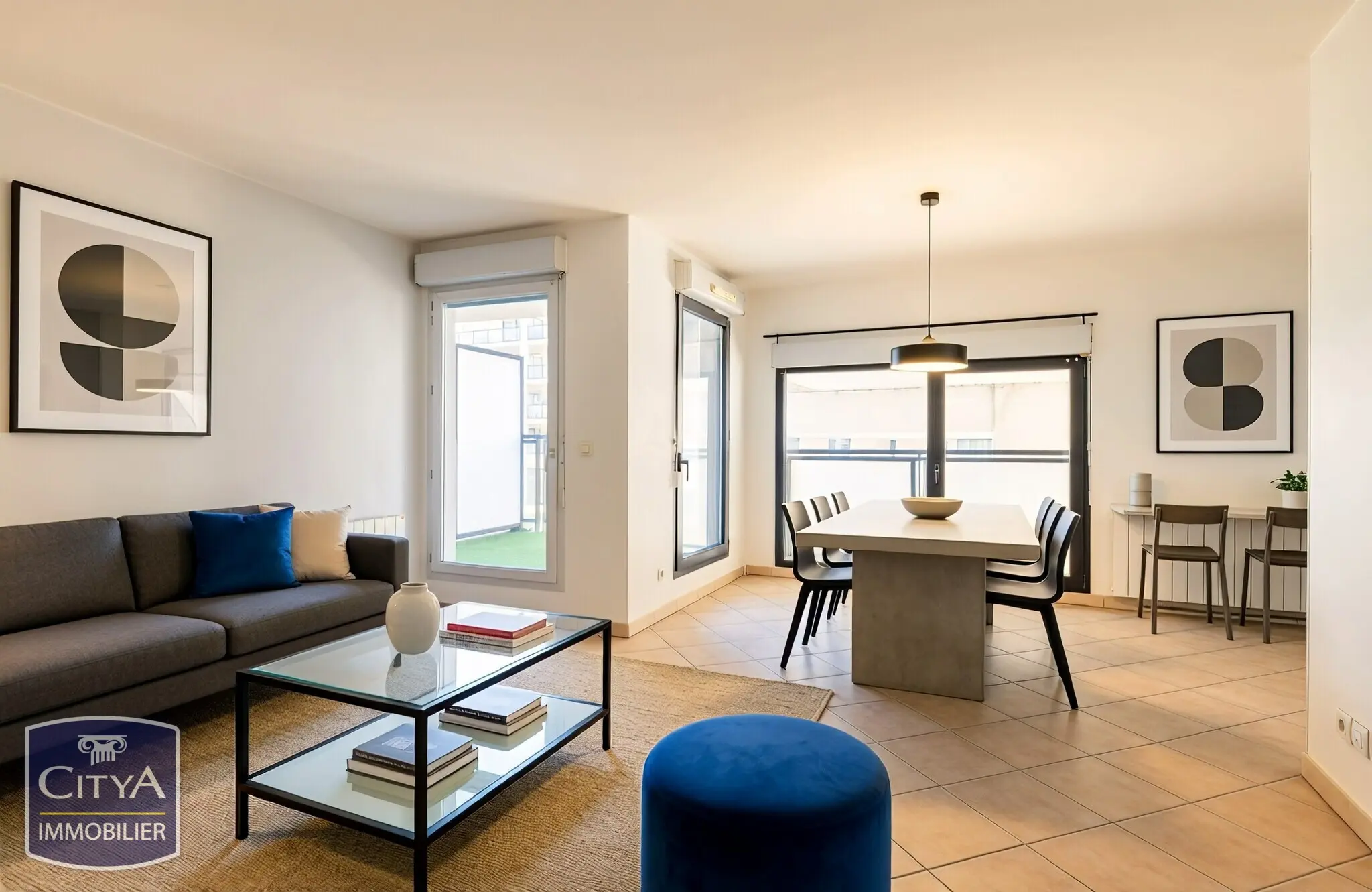 Photo 1 Appartement 1 pièce 39.87m²