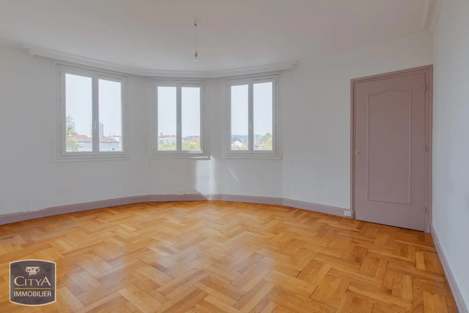 Photo 1 Appartement 2 pièces 57.52m²