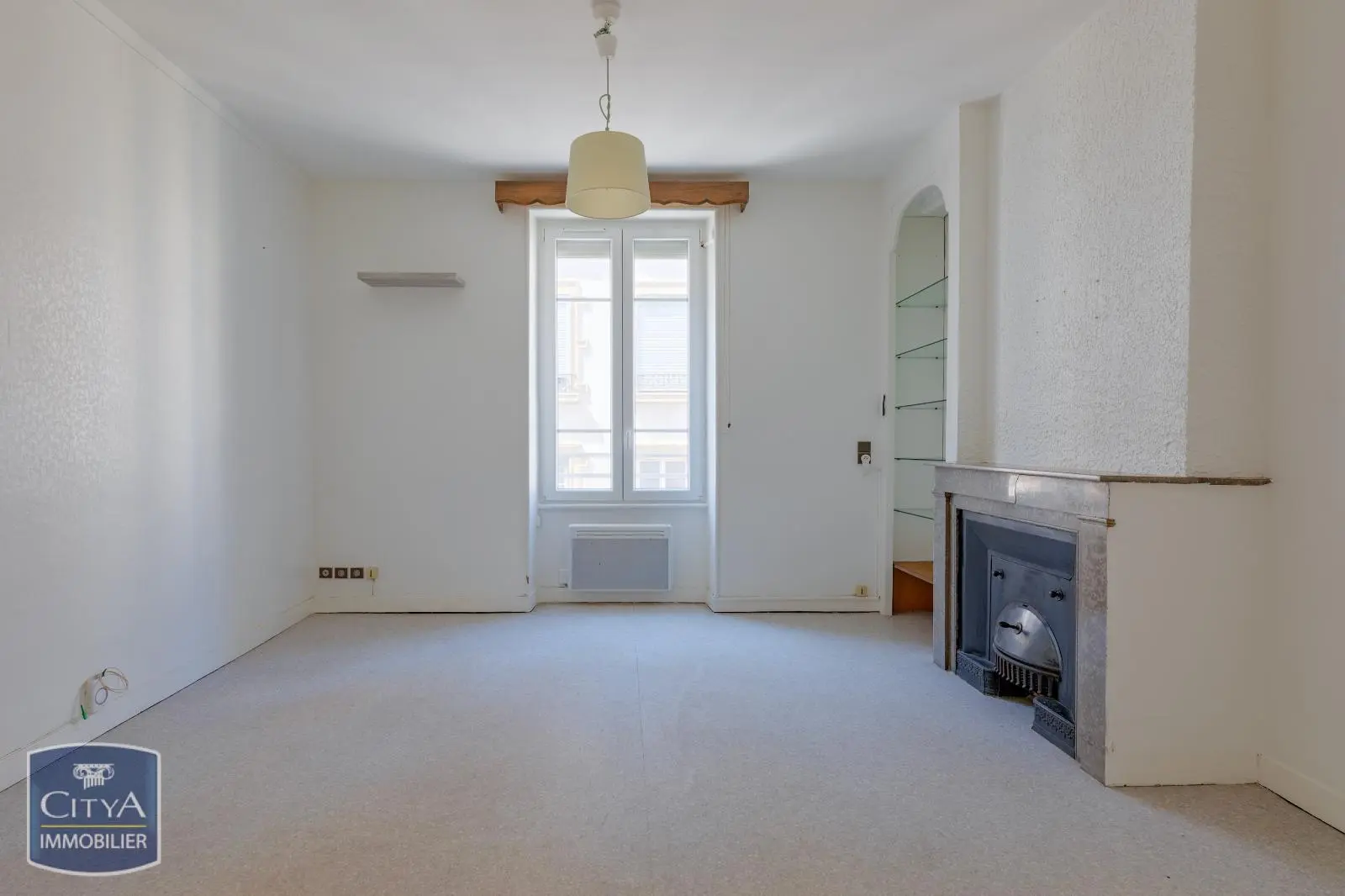 Photo 2 Appartement 1 pièce 42m²
