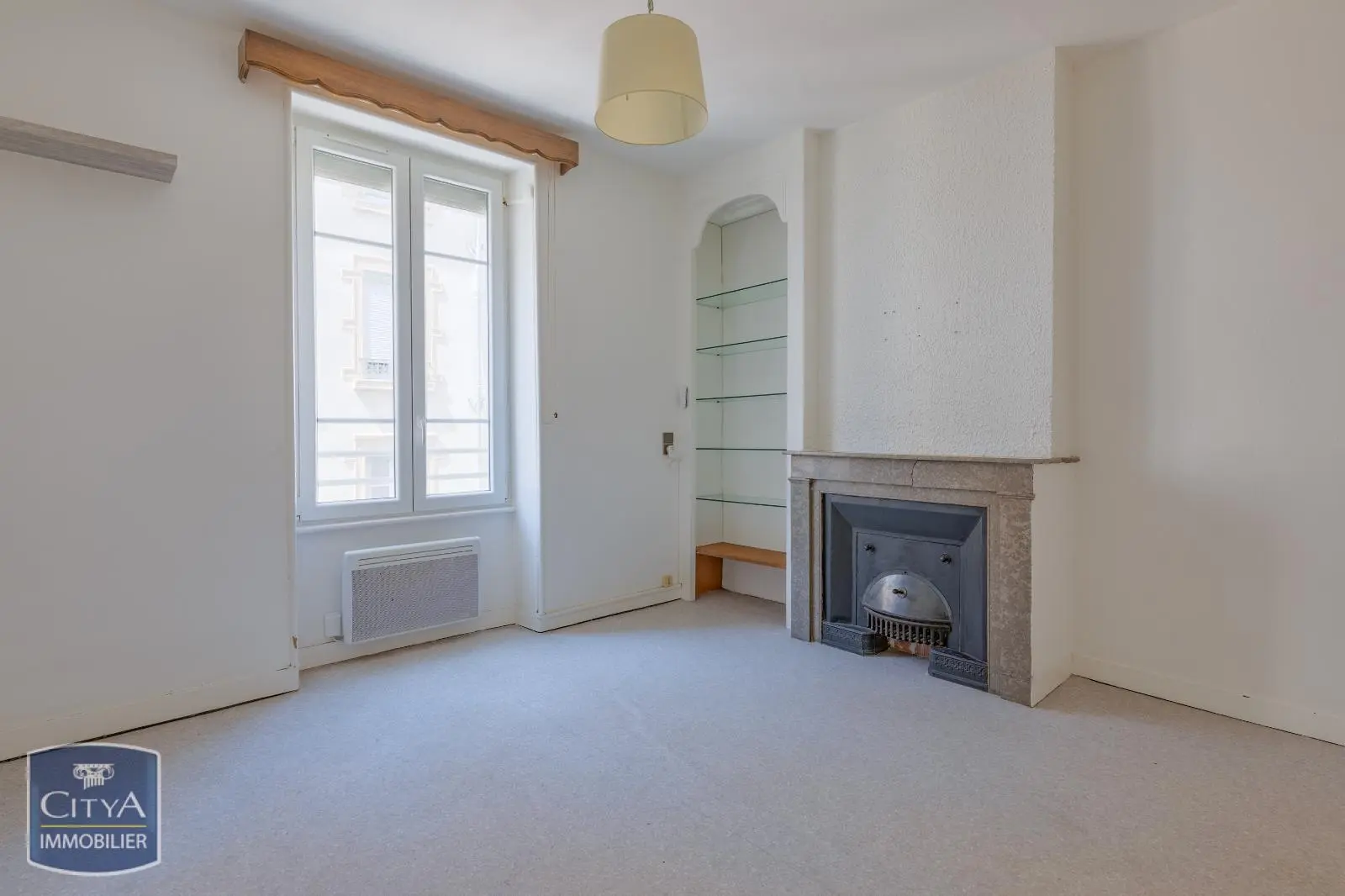 Photo 1 Appartement 1 pièce 42m²