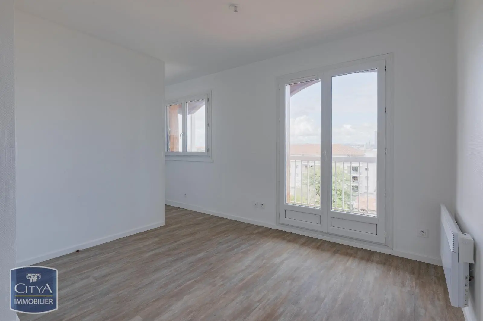 Photo 2 Appartement 1 pièce 27.21m²