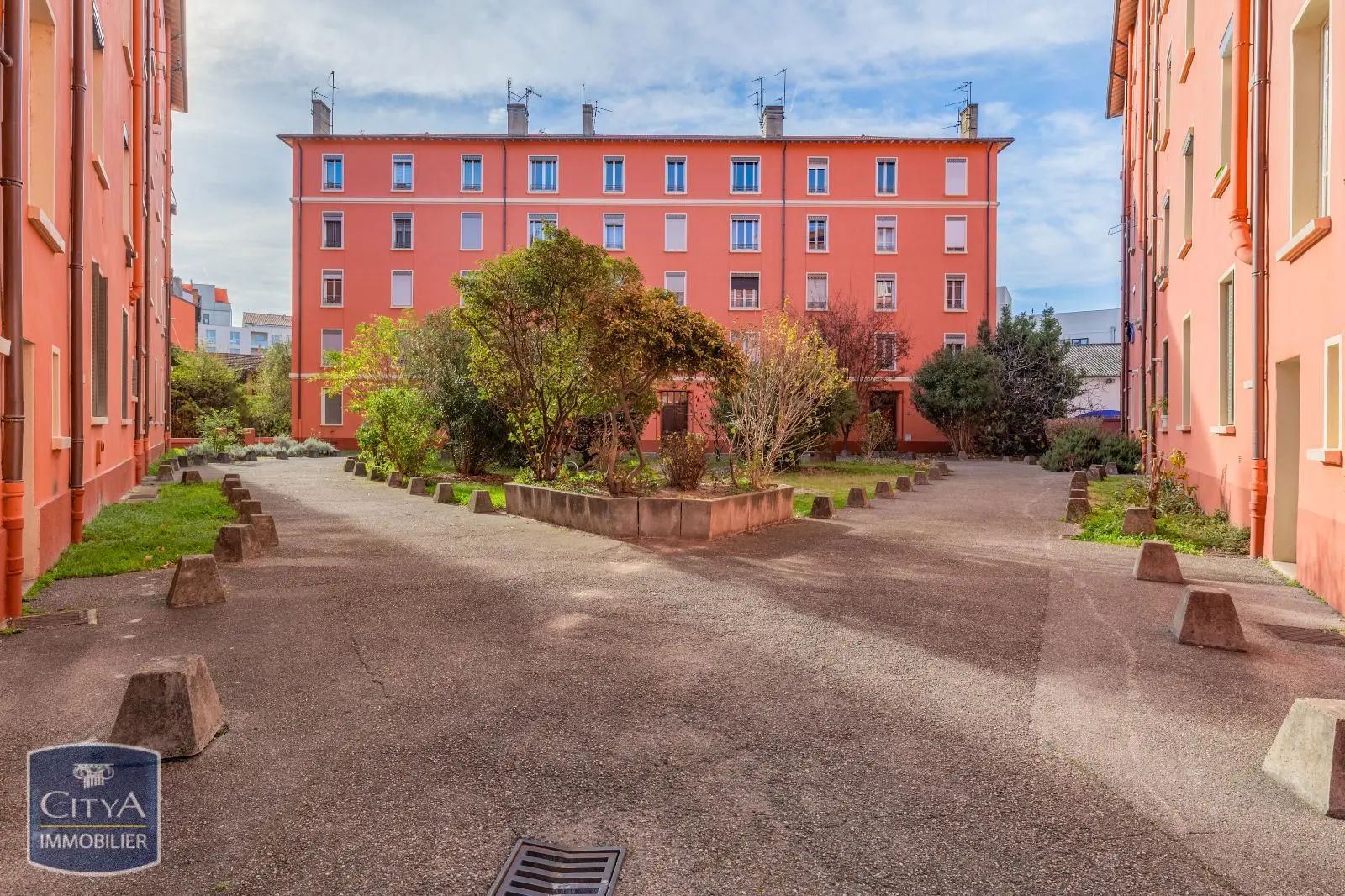 Photo 1 Appartement 2 pièces 59.77m²