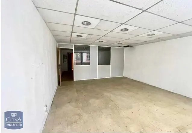 Photo 2 Local Professionnel 1 pièce 47.25m²