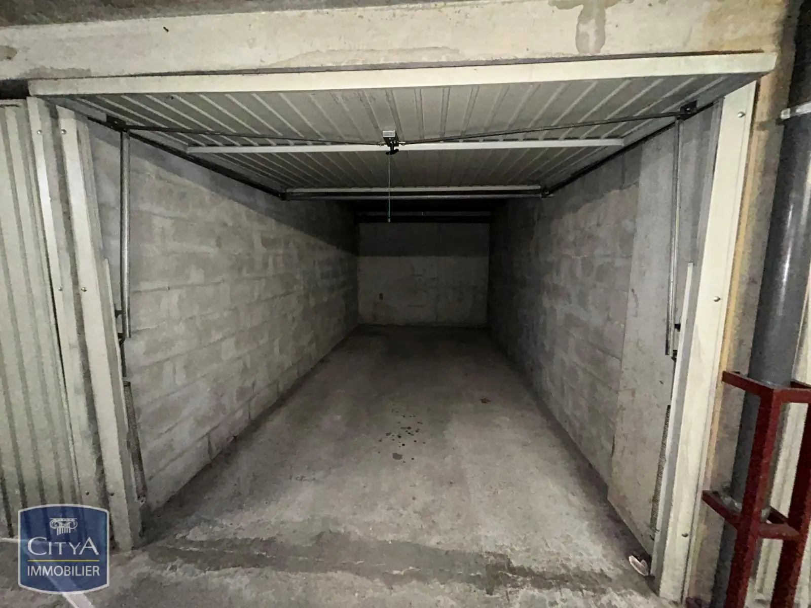 Photo 1 Parking 13.5m²