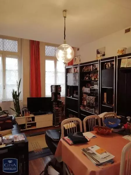 Illustration pour Appartement 2 pièces 59m² Photo Appartement 2 pièces 59m²