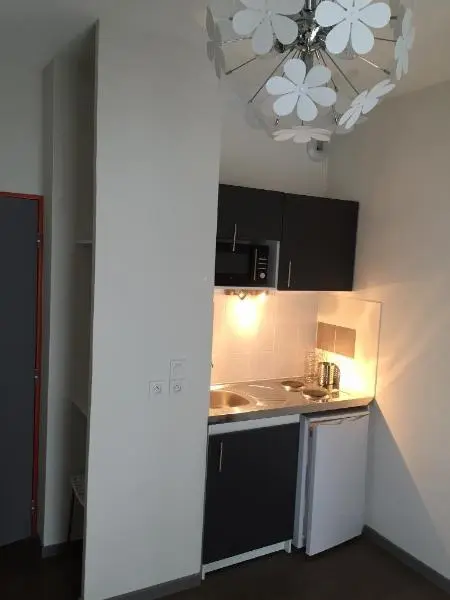 Photo 2 Appartement 1 pièce 19m²