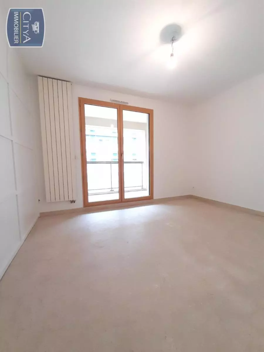 Illustration pour Appartement 5 pièces 114.81m² Photo Appartement 5 pièces 114.81m²