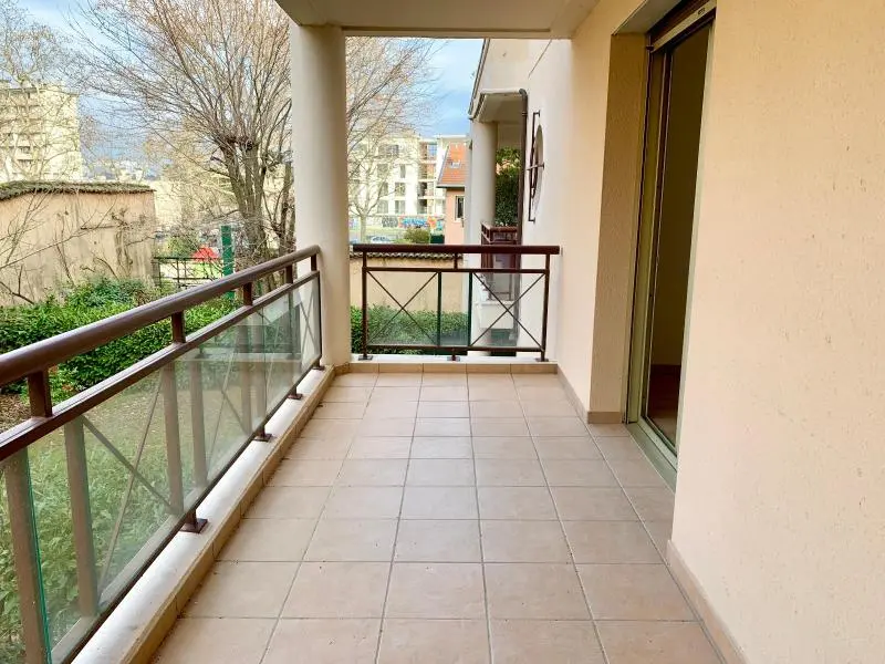 Photo 3 Appartement 2 pièces 54.9m²