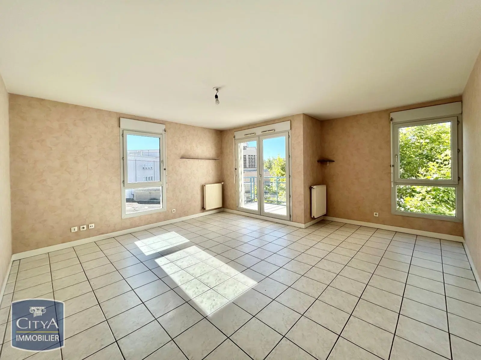 Photo 2 Appartement 4 pièces 97.05m²