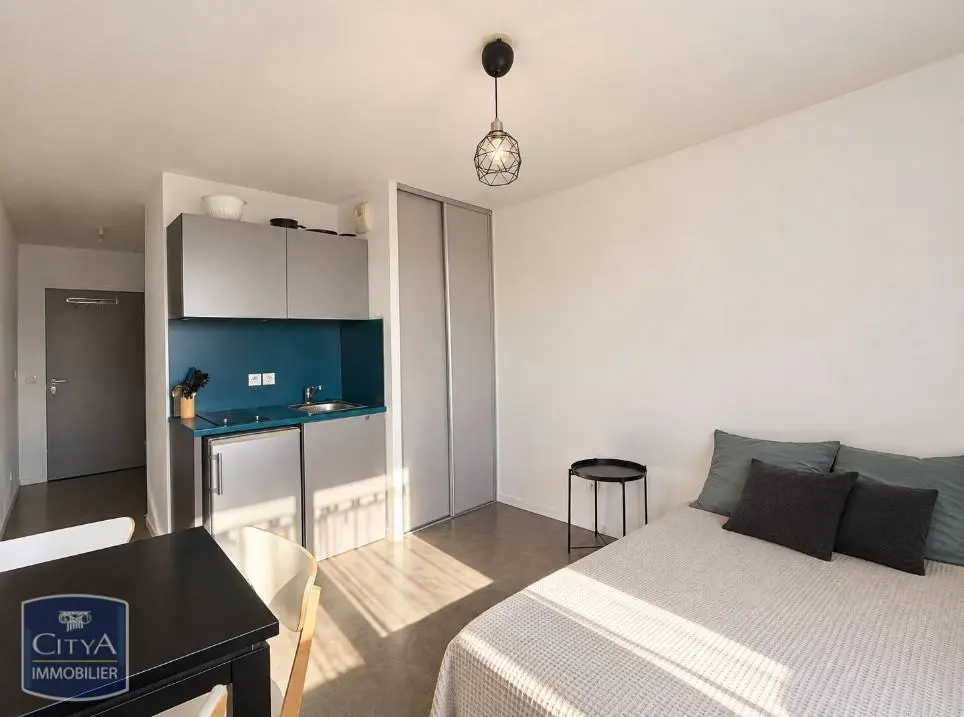 Photo 2 Appartement 1 pièce 20.56m²