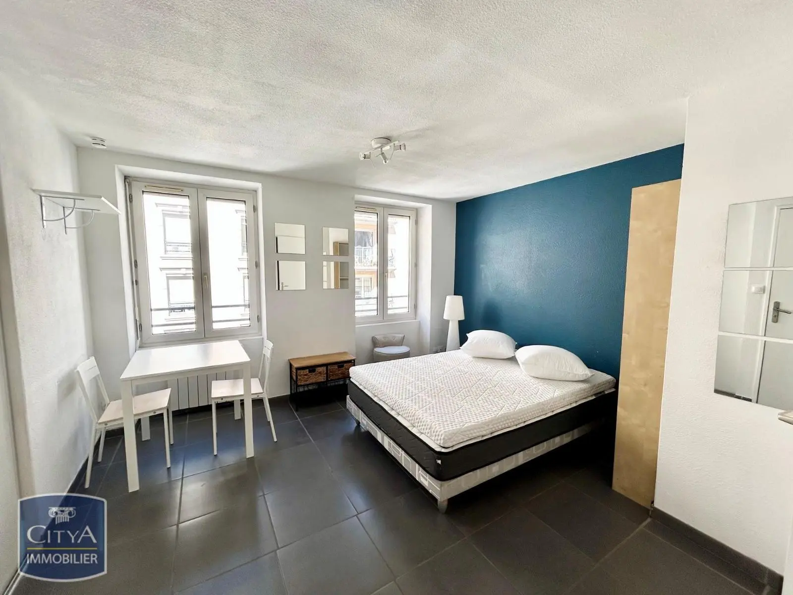Photo 1 Appartement 1 pièce 17.4m²