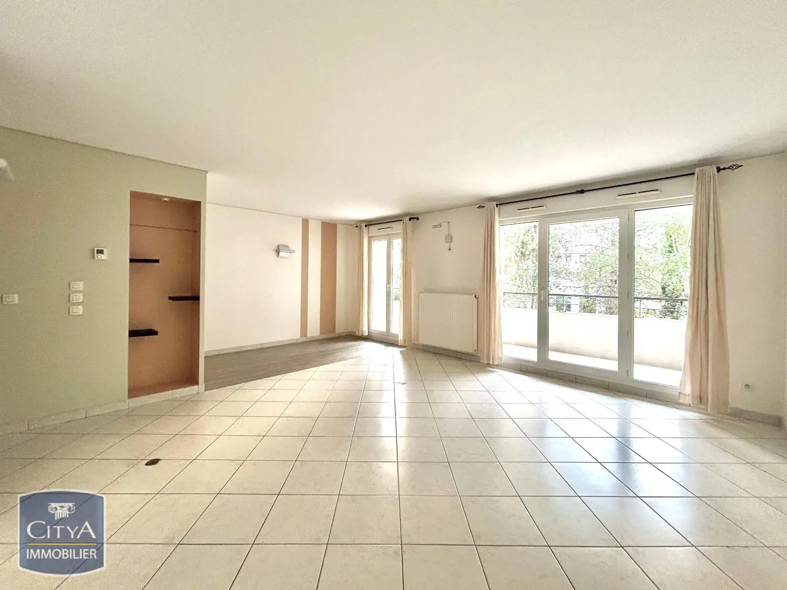 Photo 1 Appartement 3 pièces 77.17m²