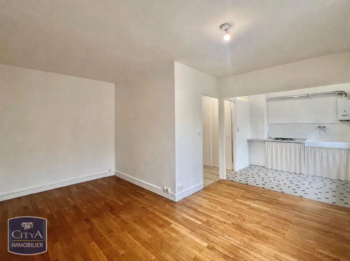 Photo 3 Appartement 1 pièce 30.99m²