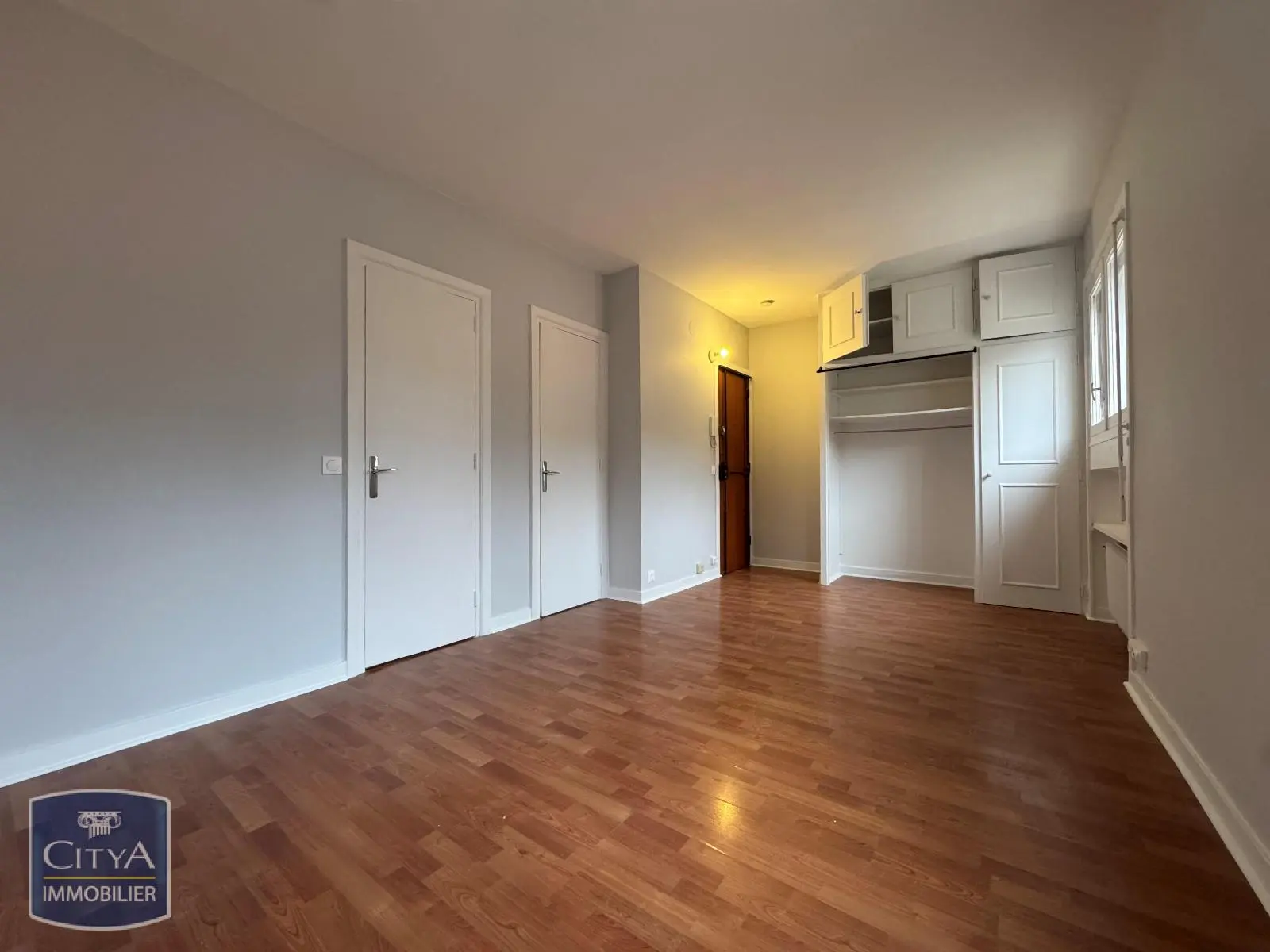 Photo 3 Appartement 1 pièce 24.49m²