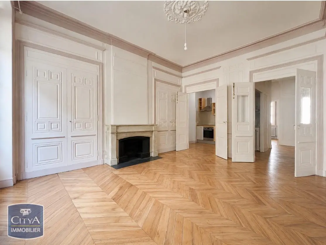 Photo 1 Appartement 4 pièces 95.8m²