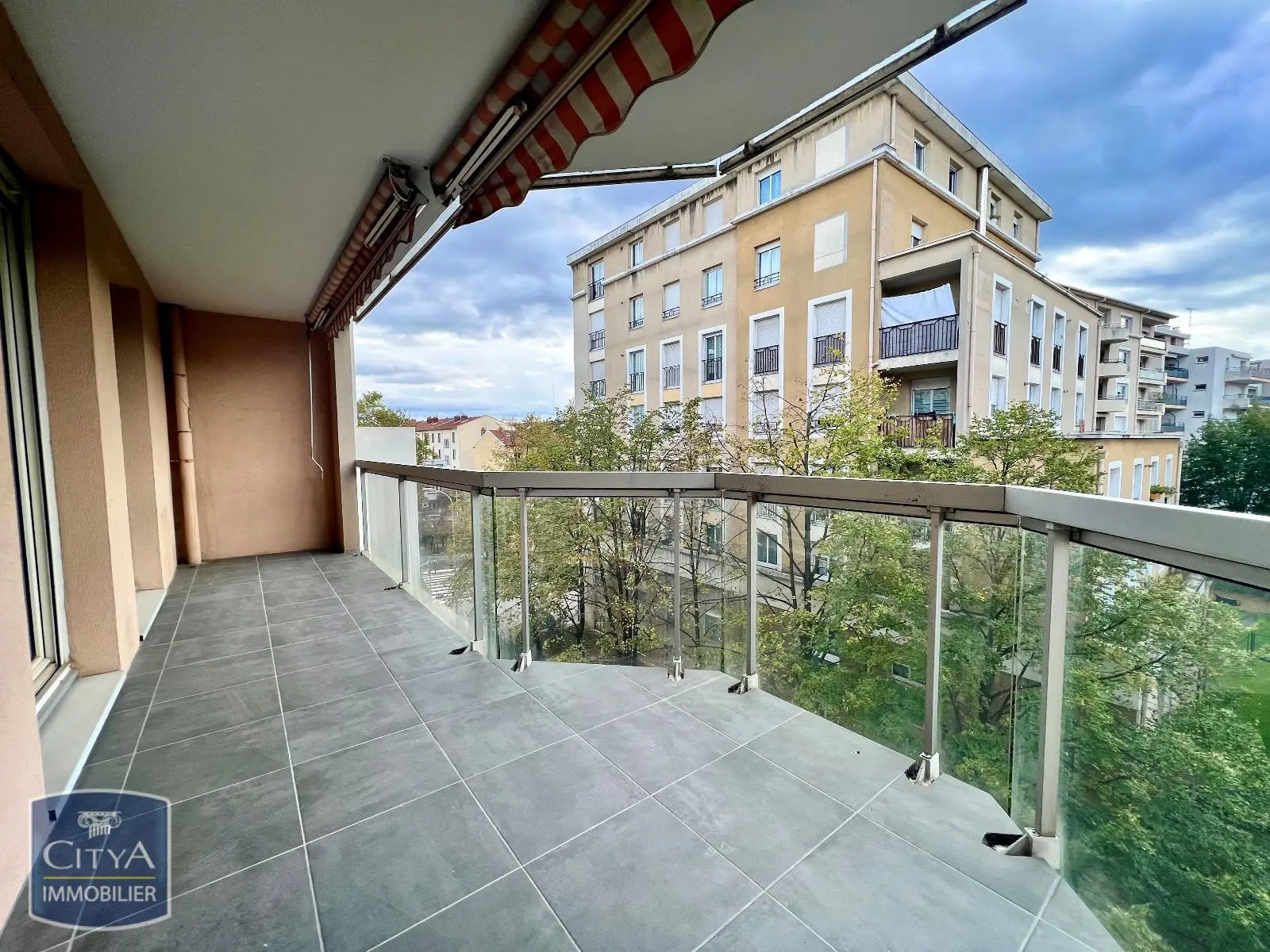 Photo 10 appartement Lyon 8e Arrondissement