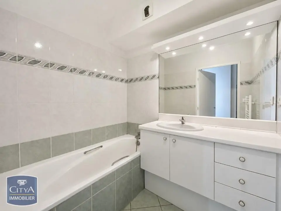 Photo 8 Appartement 4 pièces 97.05m²
