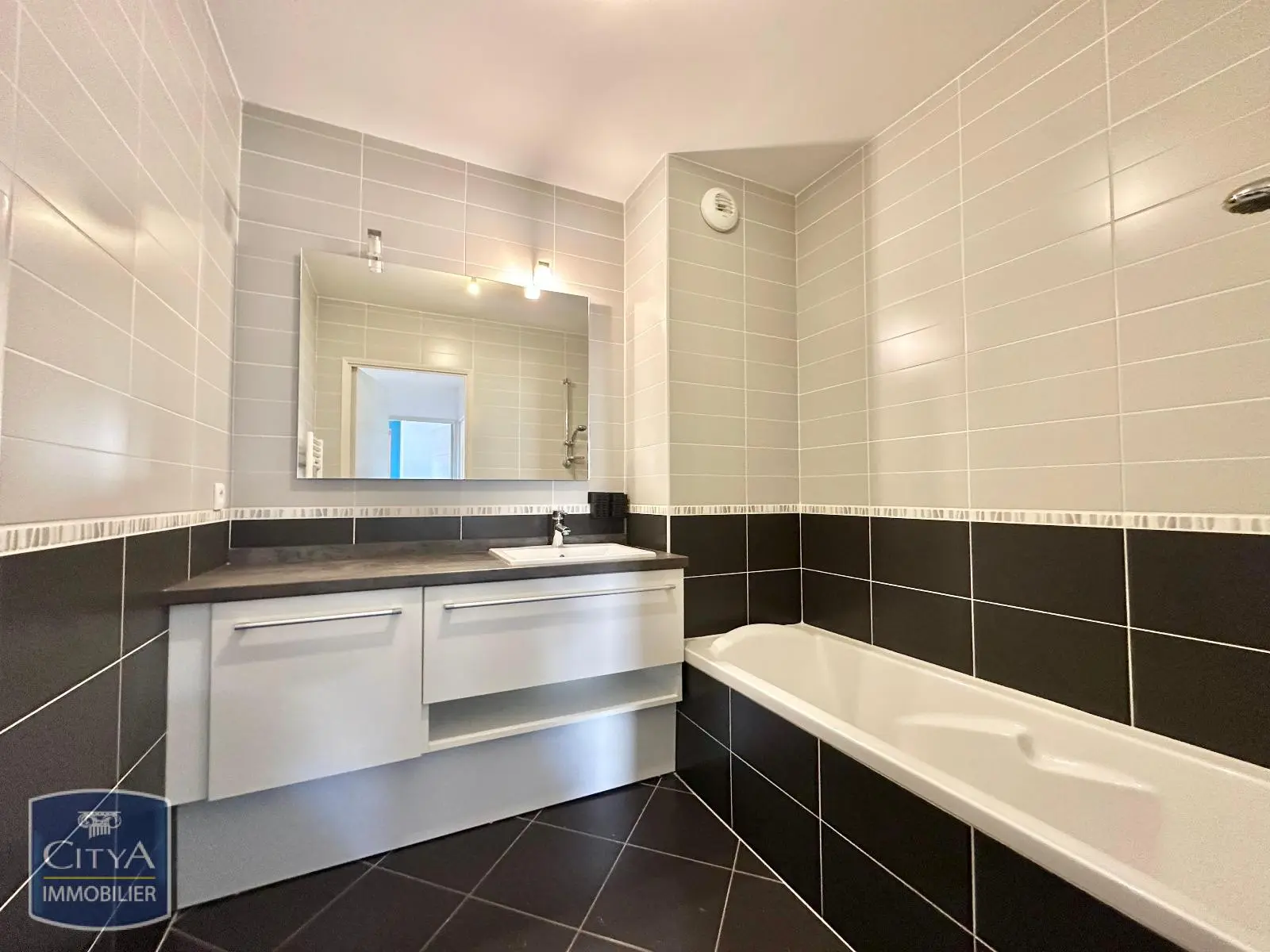 Photo 5 Appartement 4 pièces 94.12m²