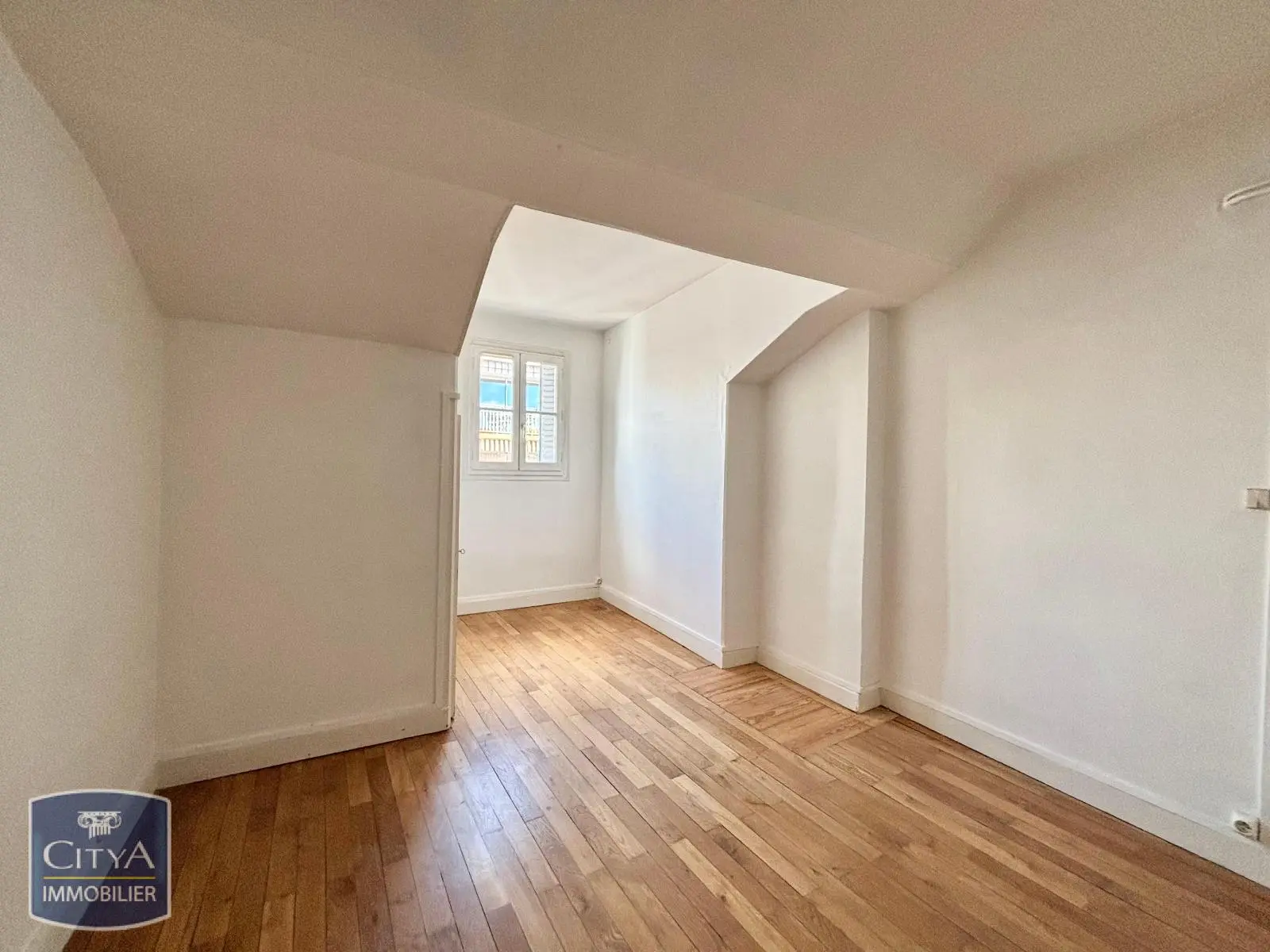 Photo 1 Appartement 2 pièces 55.42m²