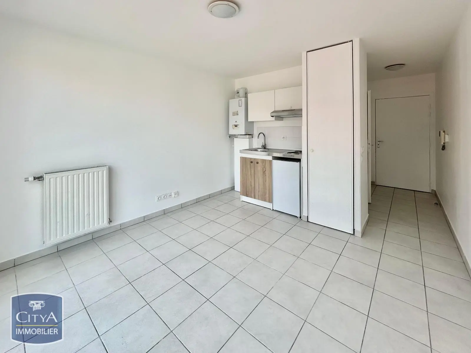 Photo 1 Appartement 1 pièce 20.57m²