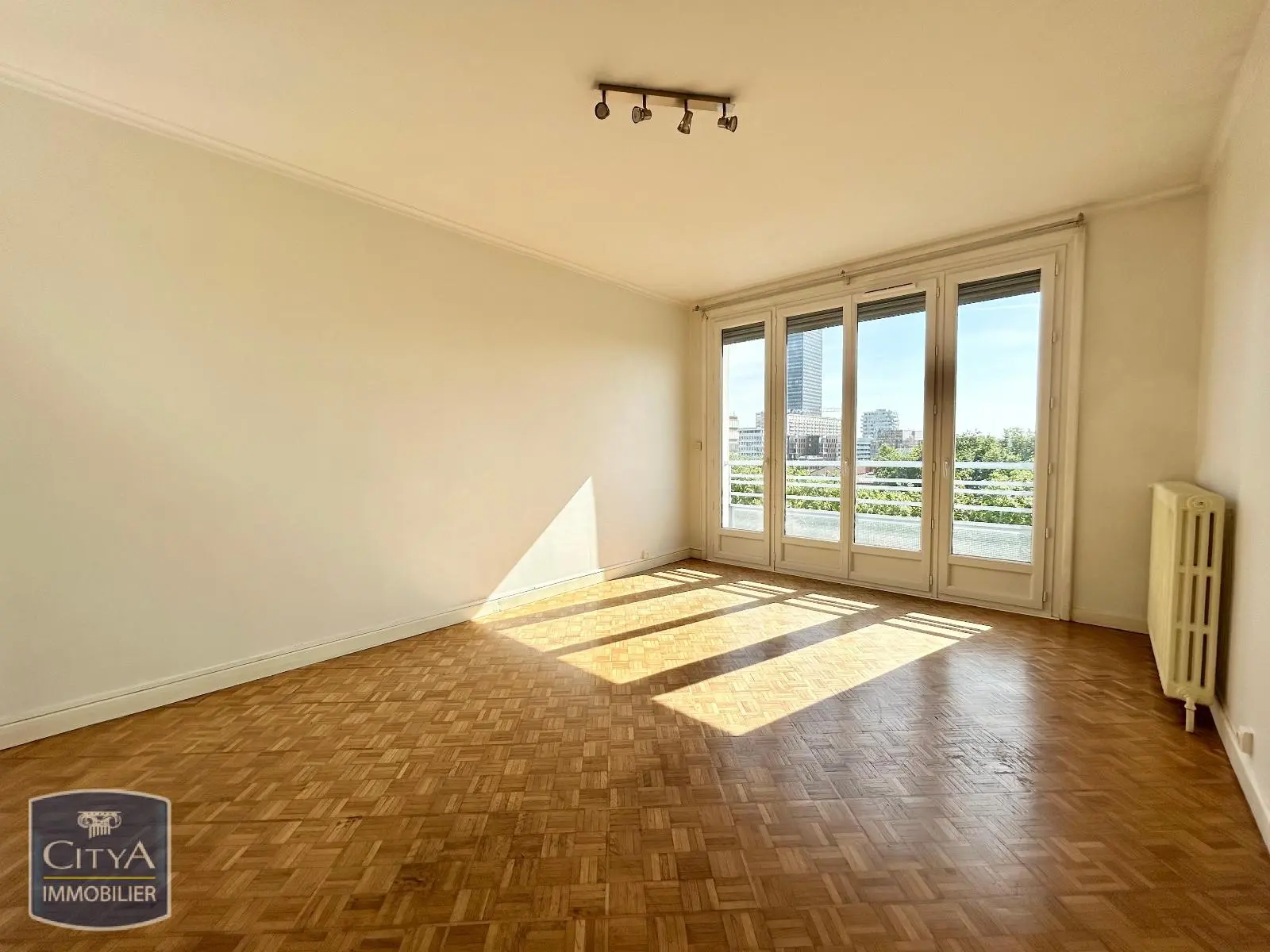 Photo 1 Appartement 2 pièces 61.45m²