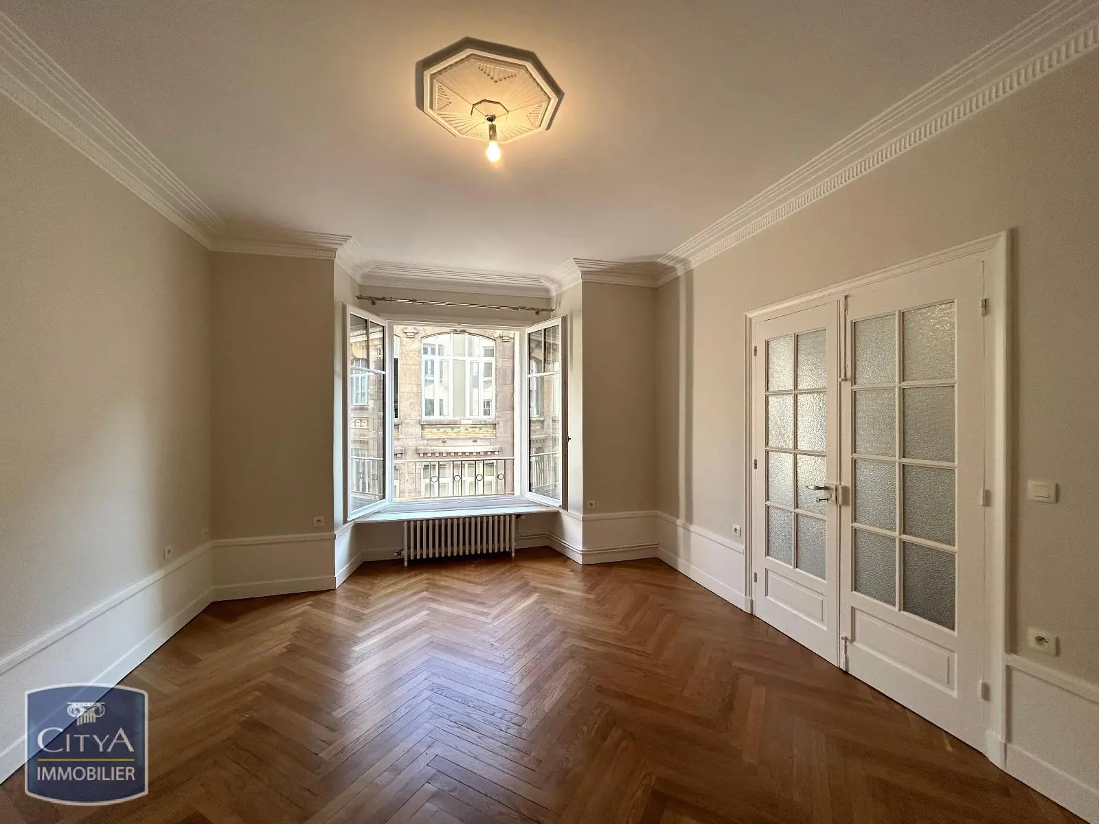 Photo 2 Appartement 3 pièces 98.56m²