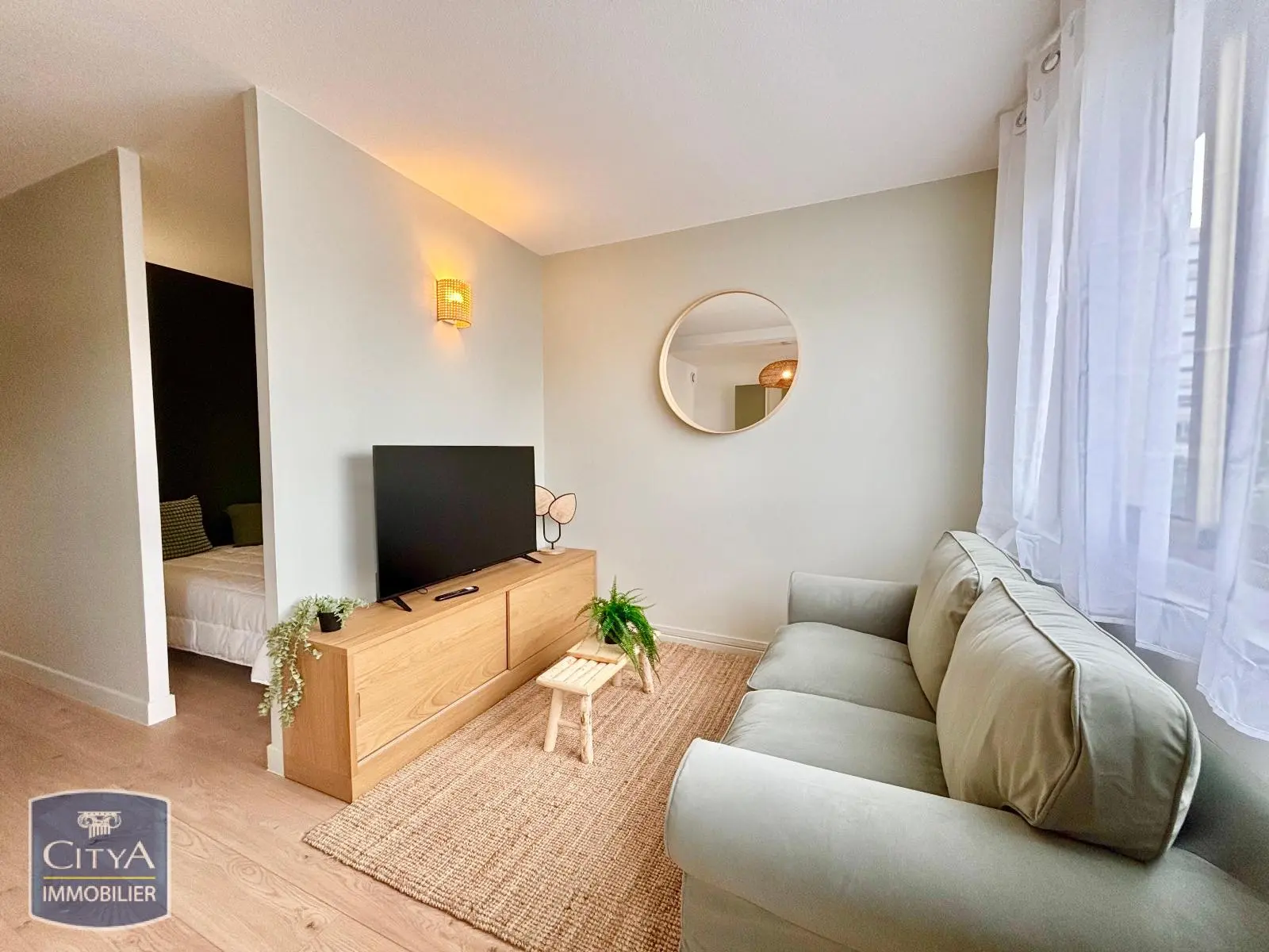 Photo 2 Appartement 1 pièce 31.75m²